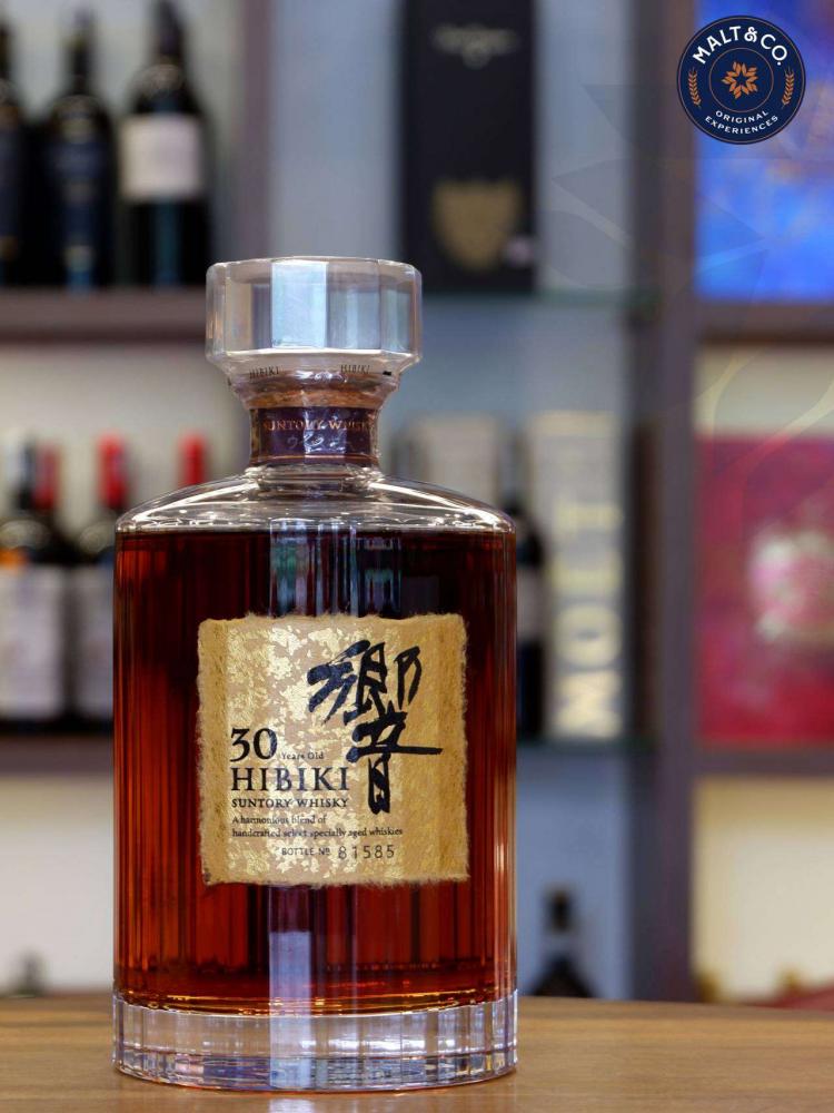rượu hibiki nhật bản