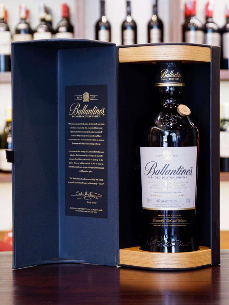 giá rượu ballantines 23